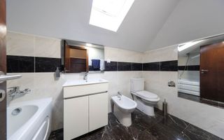 Casă deosebită de vânzare în centrul Brașovului - Poză 41