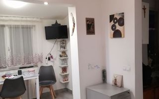 Casă cu 2 apartamente, ideală pentru familie sau investiție, în Zona Iulius Mall - Poză 3