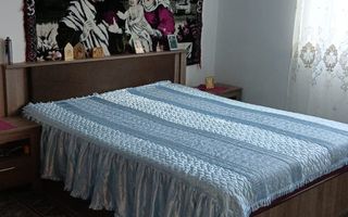 🏡 CASĂ SPAȚIOASĂ CU 5 CAMERE, CURTE ȘI TEREN - Poză 9