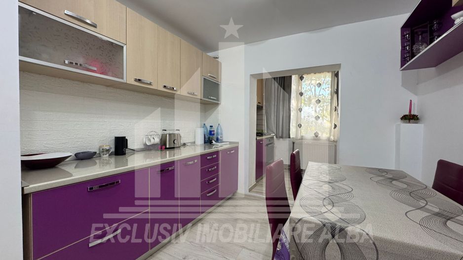 Apartament cu 2 camere, etaj intermediar, Ampoi 3 - Poză 2