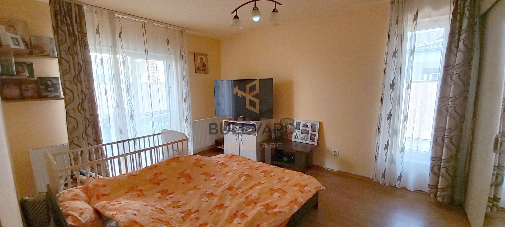 Apartament cu 2 camere, zona strazii Florilor! - Poză 4