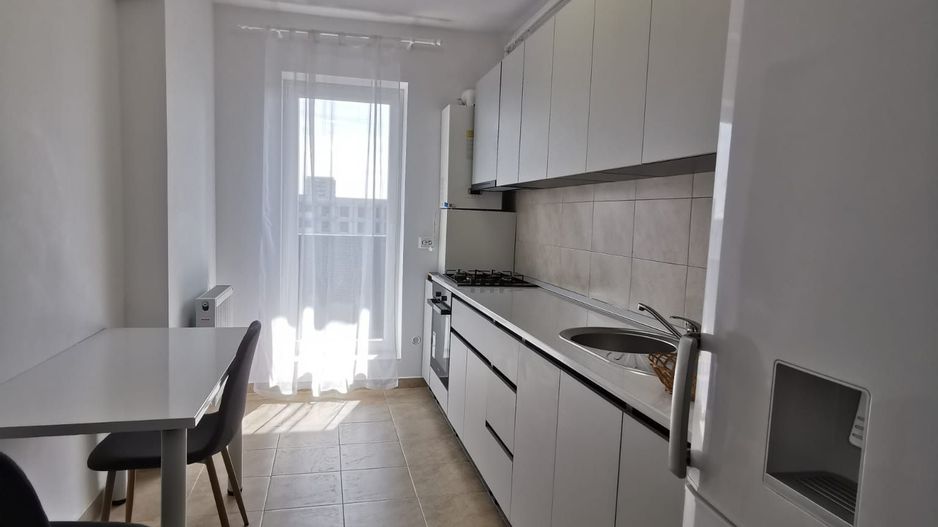 Inchiriere 2 camere mobilat -utilat  - parcare demisol - Poză 3