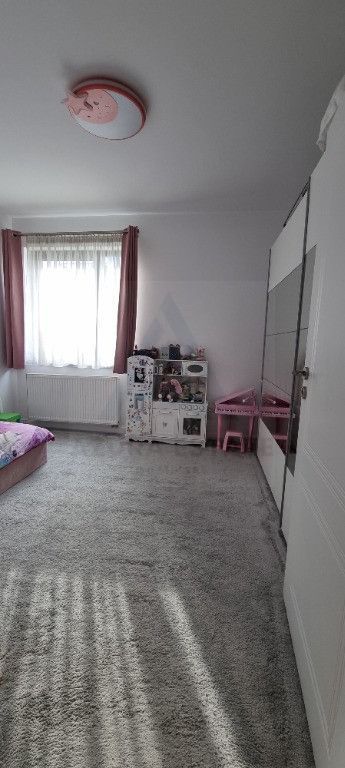 Apartament premium 73,2 mp + 2 balcoane  Etaj 1 parcare  in Șelimbăr - Poză 8