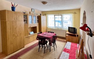 Apartament 2 camere de vânzare | zona Cuza Vodă | disponibilitate imediată | - Poză 1