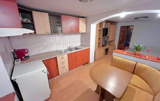 Casa de inchiriat Raului intersectie Campia Islaz -loc de parcare