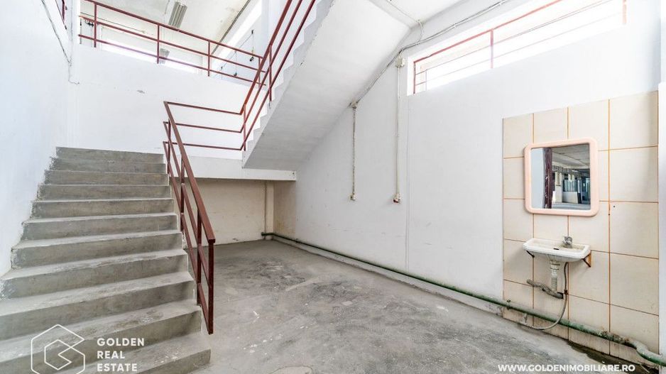 Hala pentu productie In zona Micalaca - Poză 9
