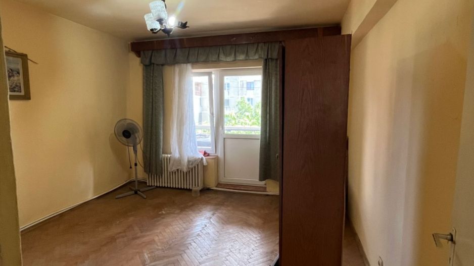 Apartament 4 camere 2 bai Central - Poză 8