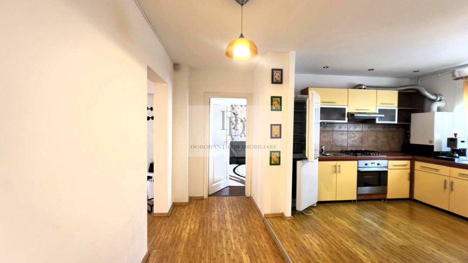 Închiriere apartament 3 camere – Calea Dorobanților-Parcare exterioară - Poză 4