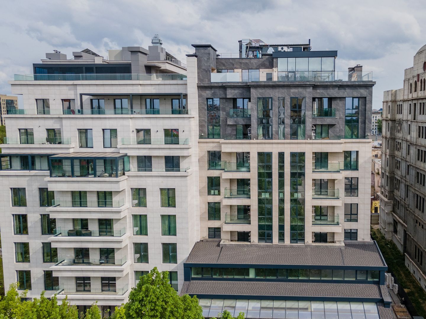 Chirie apartament PREMIUM în inima Chișinăului – Square Residence - Poză 17