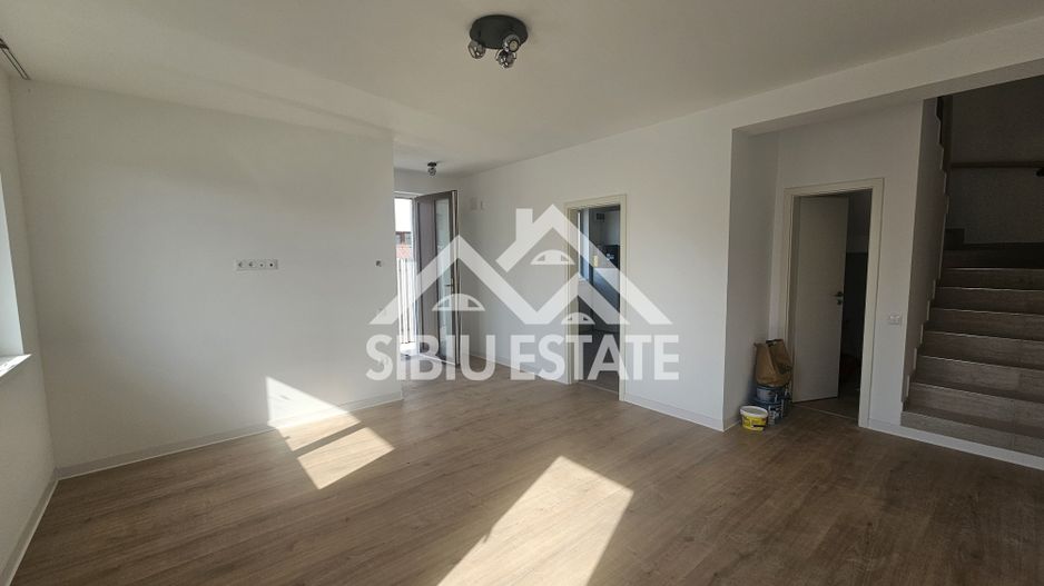 Casa de inchiriat, 4 camere, 2 bai, Sibiu Calea Cisnadiei - Poză 2