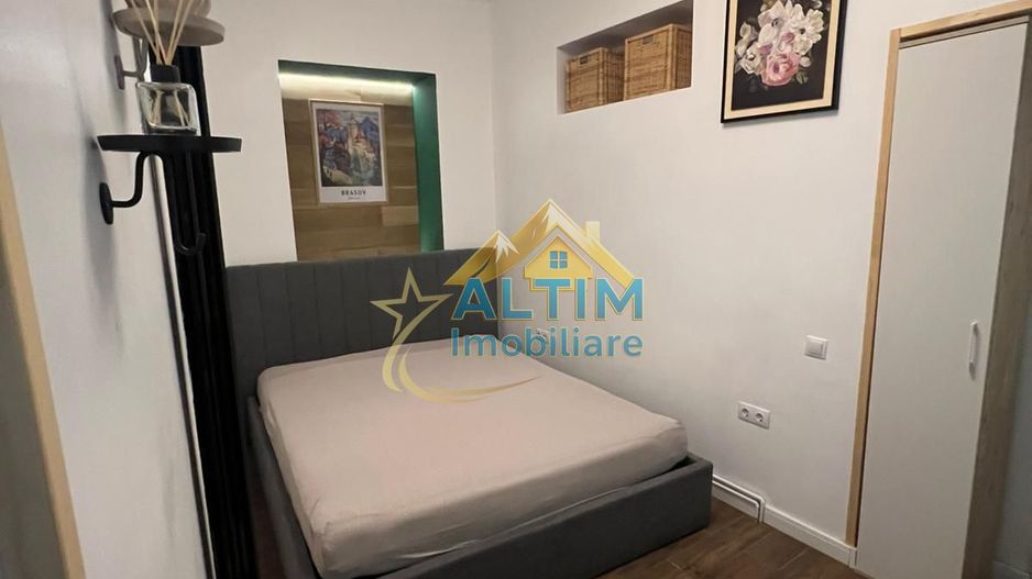 OPORTUNITATE: Garsonieră în Centrul Istoric, Brașov - Poză 2