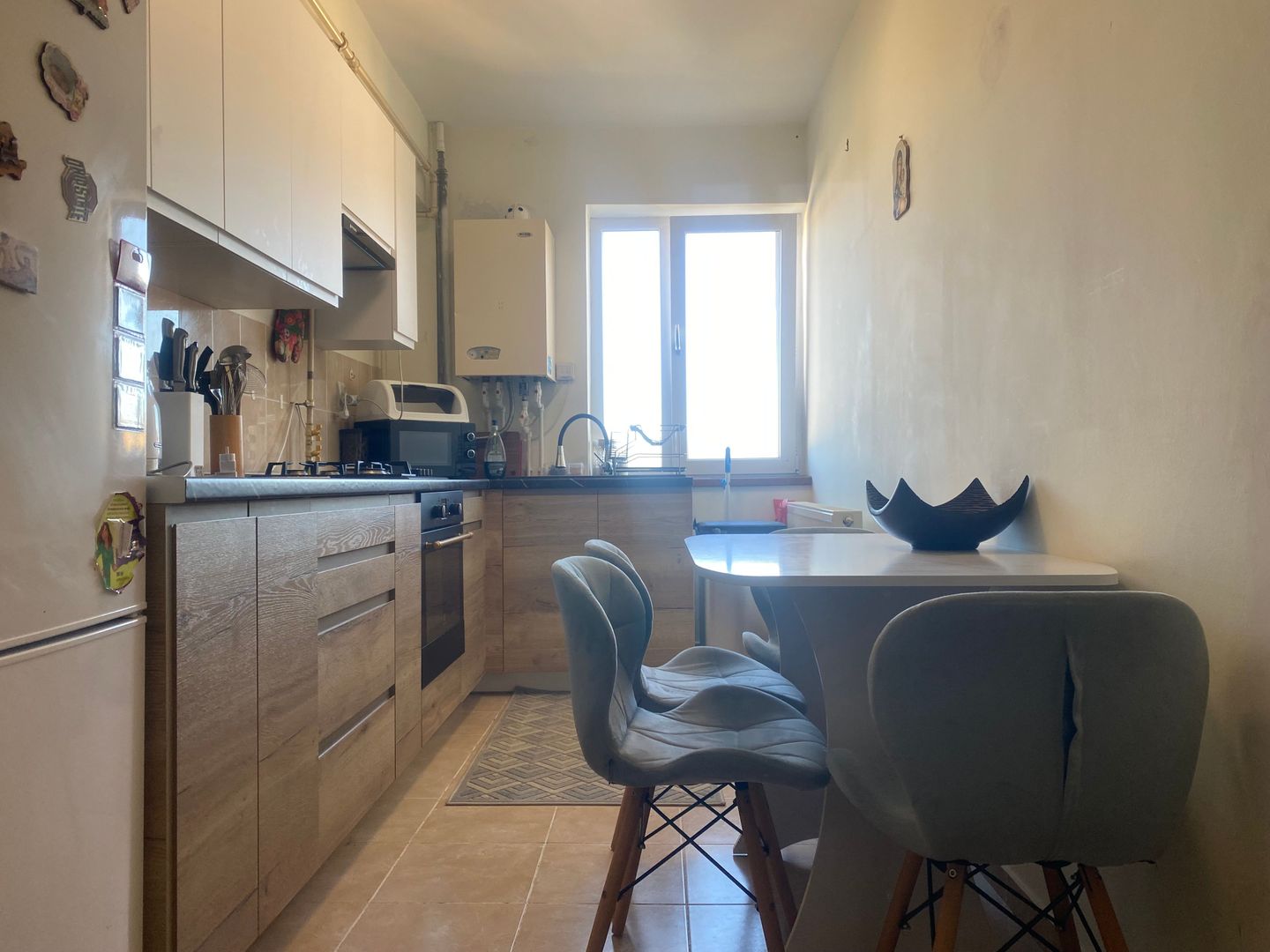 Pret accesibil! Vanzare apartament cu 2 camere in Doicesti - Poză 2