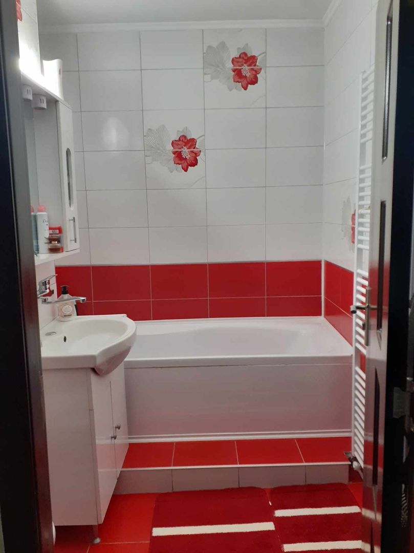 Ag EUROPA vinde ap. 3 cam. 48mp la PARTER în Micro 16. - Poză 9