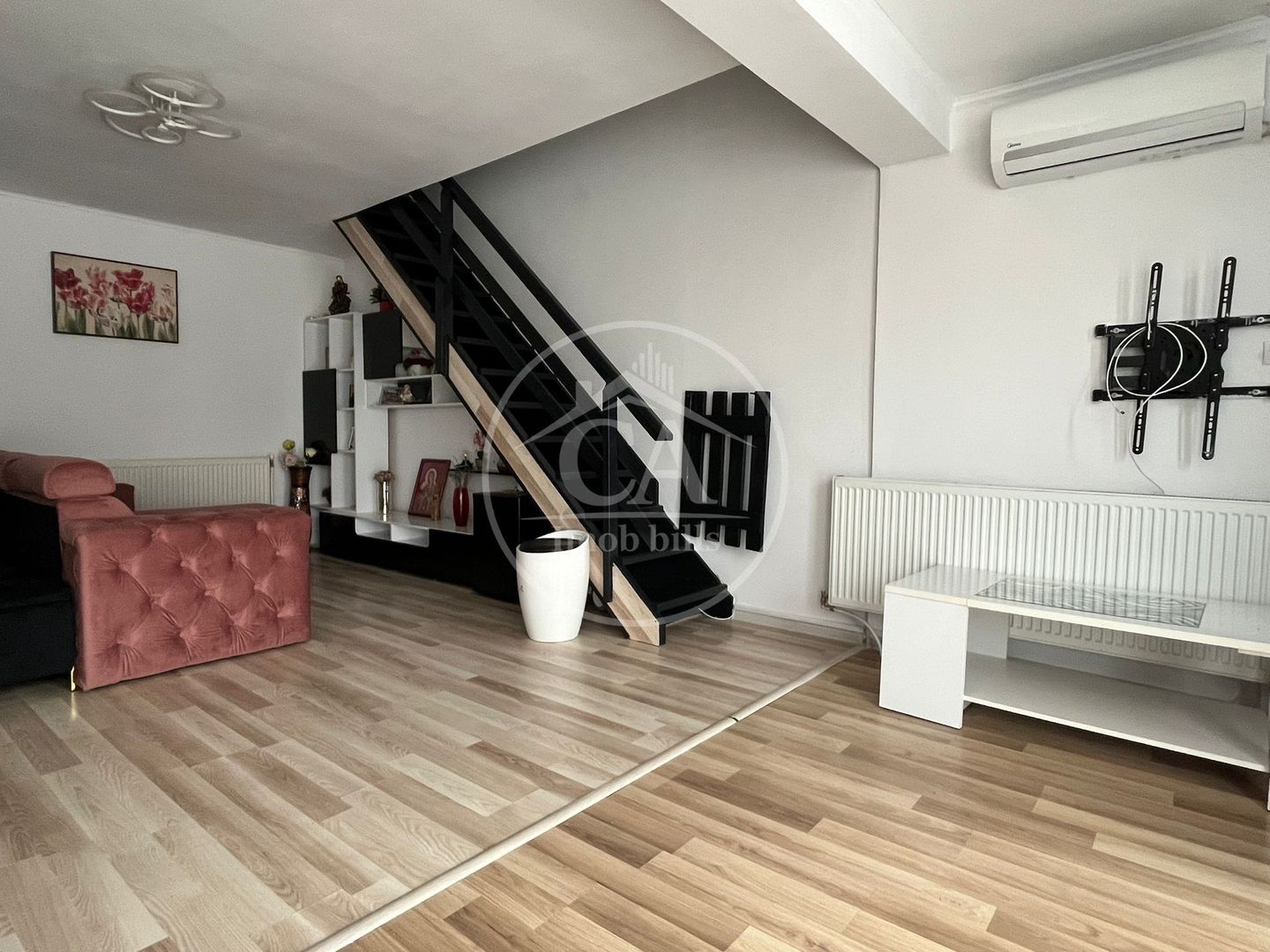 Casă de vânzare tip duplex cu 4 camere în Nojorid, Oradea. - Poză 8