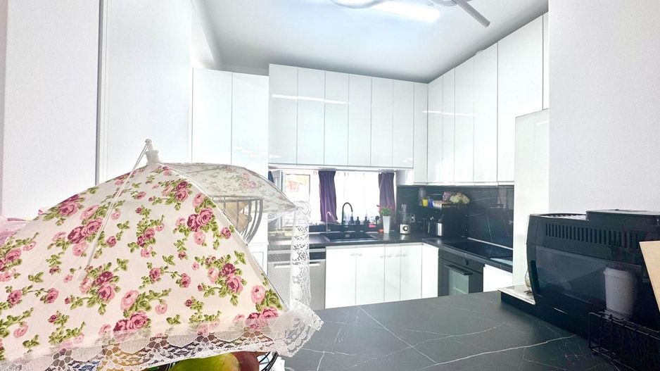 Casă înșiruită cu 4 camere, complet mobilată și utilată |Săcălaz| - Poză 2