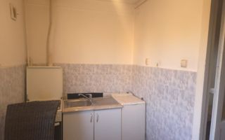 Garsoniera de inchiriat zona centrala - Poză 3