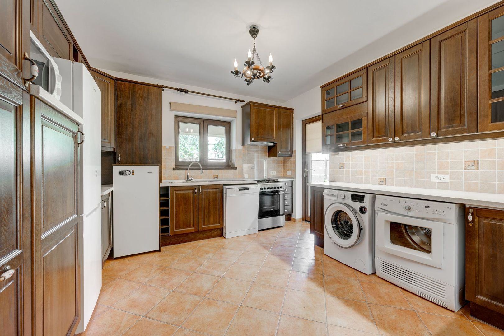 2 Vile individuale in Paradisul Verde P+M, caramida, ideal familii - Poză 75