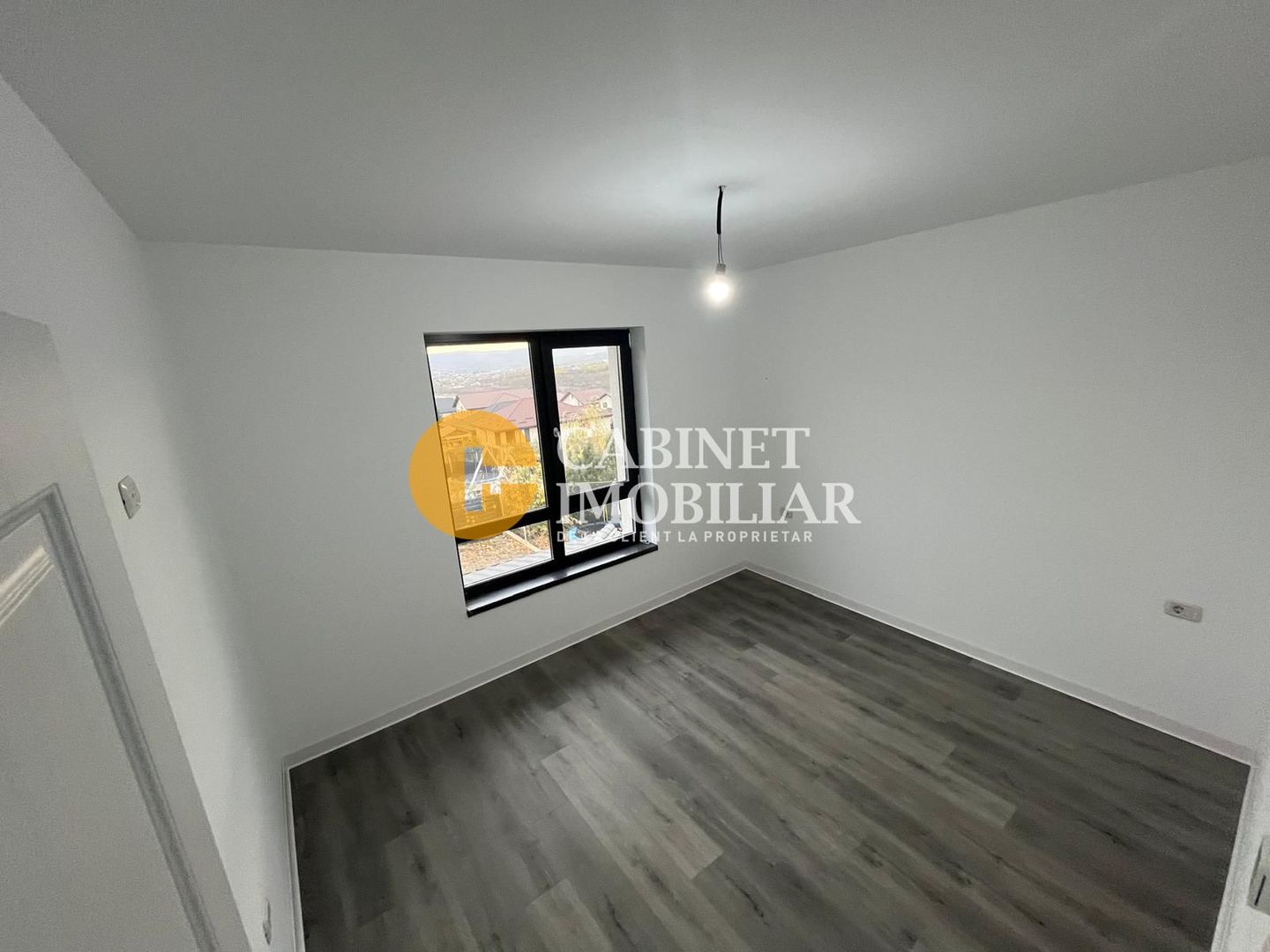 Casa individuala finalizata de vanzare in Valea Adanca - Poză 2