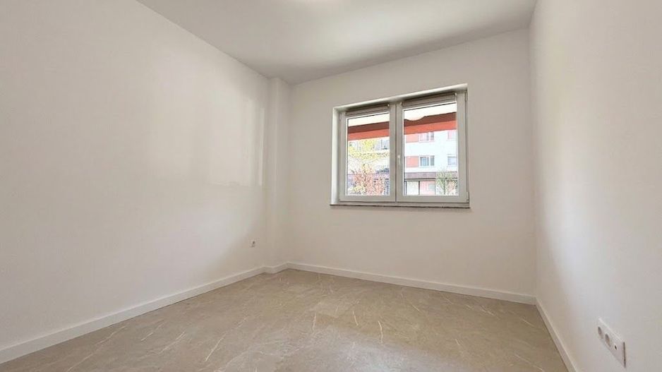 Spațiu comercial, vitrină stradală, zona Coresi – Maurer Residence - Poză 6