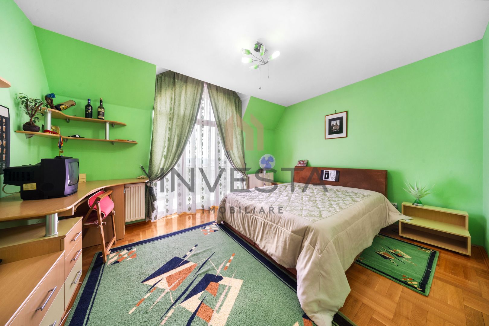 Casa individuala cu 7 camere, 260 mp, teren 900 mp, front 19m, Europa - Poză 15