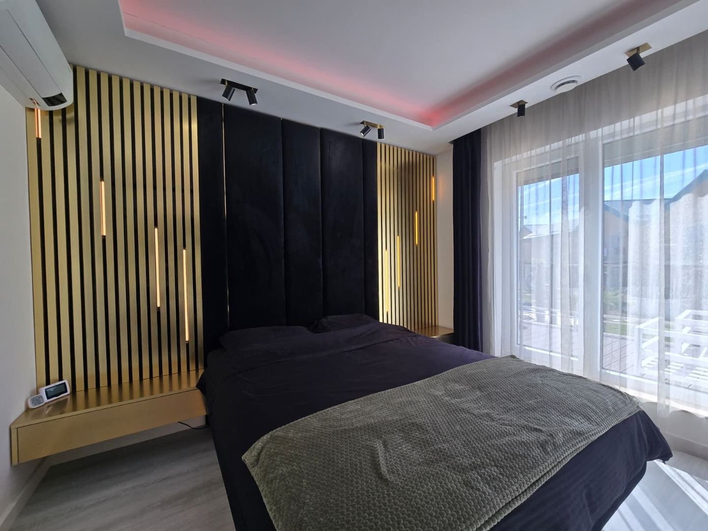 Cosmopolis - Vila M cu 3 Dormitoare Mobilata si Utilata - Poză 11