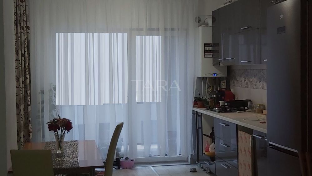 Apartament cu 2 camere, zona linistita, finisat recent. - Poză 2