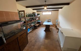 VILA  - ARADULUI. -British - Poză 7