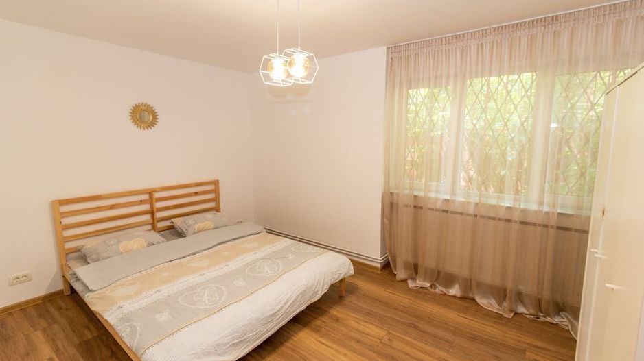 Apartament de inchiriat | 3 camere | zona Batiste - Universitate - Poză 4