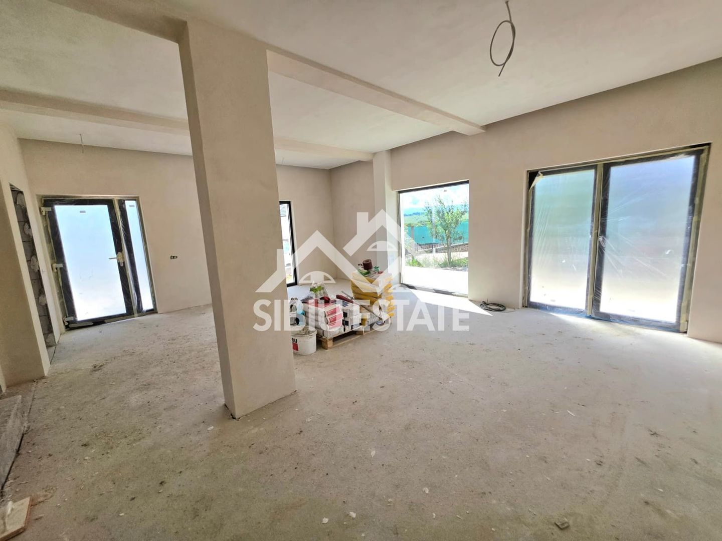 Casa finalizata Calea Cisnadiei curte proprie generoasa, Comison 0% - Poză 5