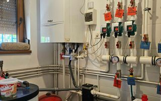 Casa deosebita cu 6 camere in  Centrul Brasovului - 210 mp - Poză 8