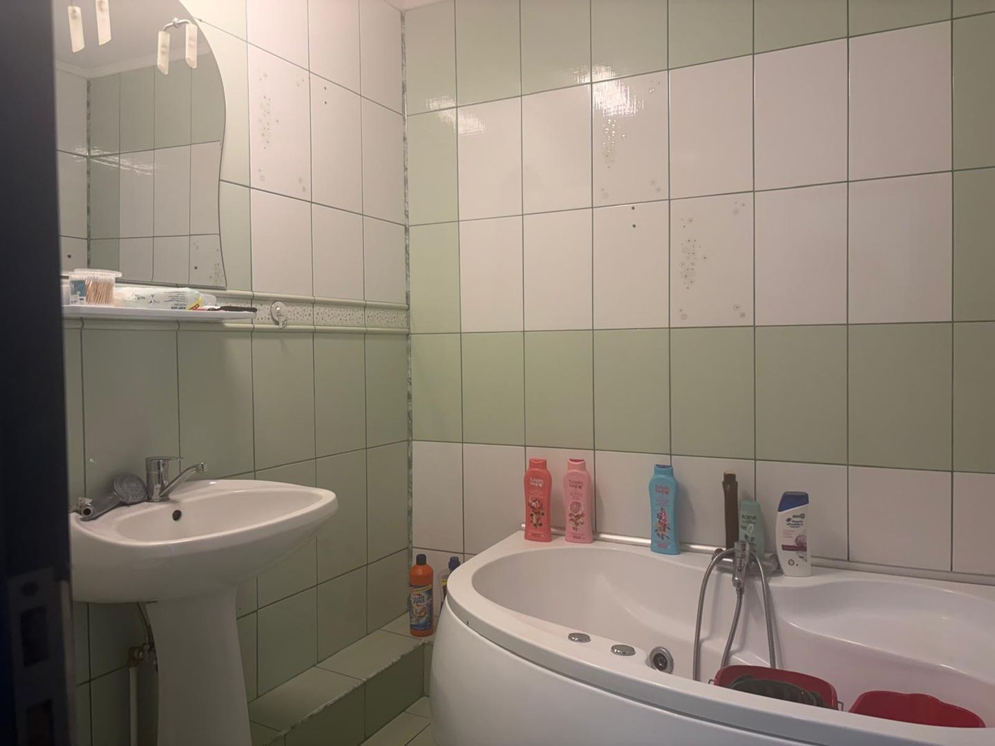 Apartament superb cu doua camere, soseaua Berceni, 550€ - Poză 5