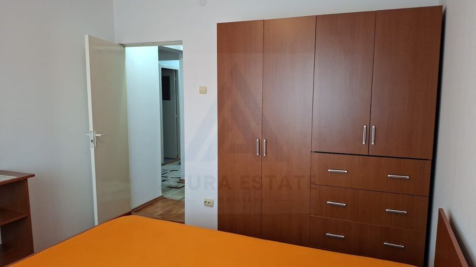 Apartament 4 camere 90 mp utili 2 băi 3 balcoane zona Ultracentrală - Poză 6