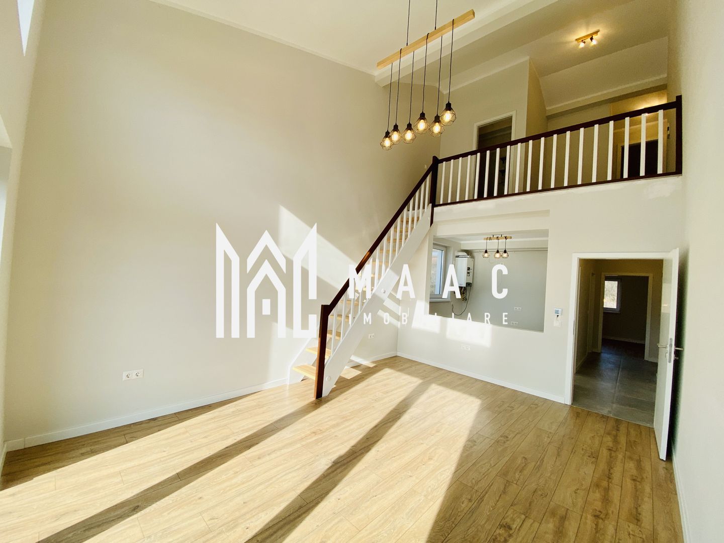 Penthouse pe 2 niveluri I 3 Camere I Balcon I 0% Comision - Poză 1