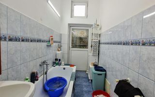 Casa Central Oradea - Poză 7