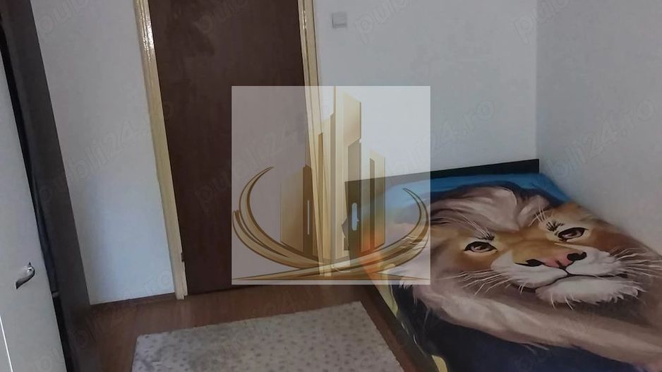 Apartament 3 camere cu parcare chiar lângă scara blocului - Poză 3