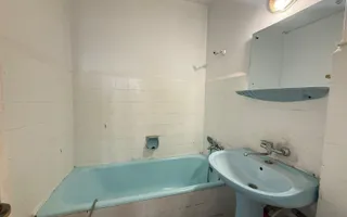 3 camere I Gara de nord I Creditabil I 1962 - Poză 14