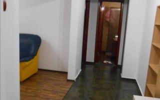 Apartament 3 camere,90 mp, balcon 15 mp, acces direct catre IOR - Poză 4