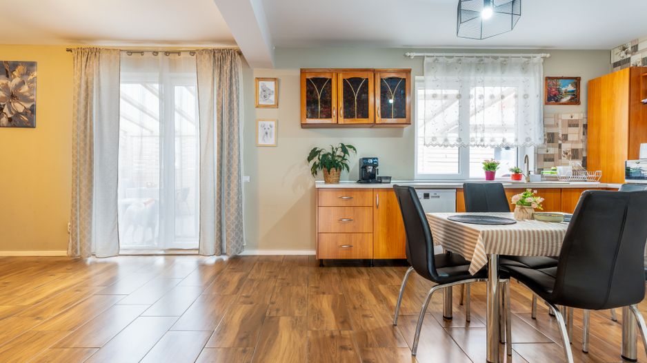 Duplex cu 4 dormitoare, in Floresti! - Poză 3