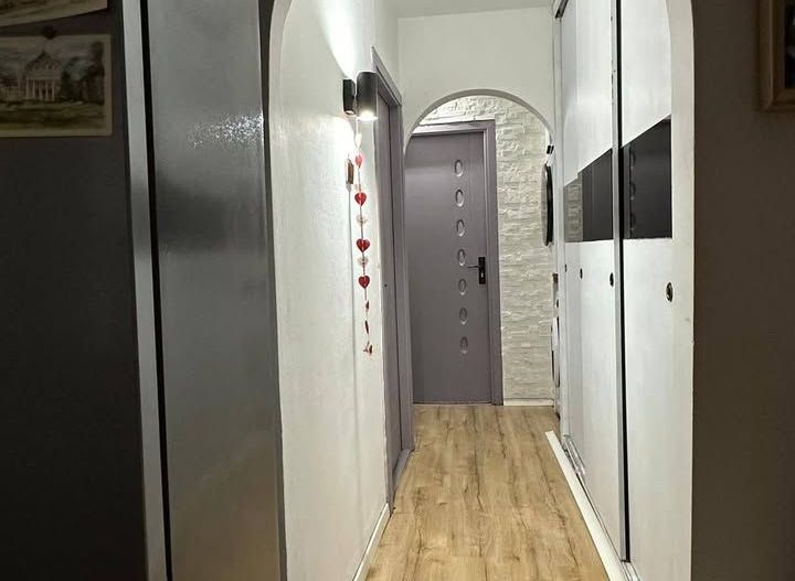 3 cam  decomandat Aradului amenajat centrala proprie - Poză 4