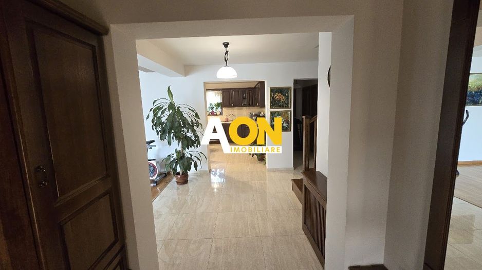 Casa Individuala 4 Camere,3 Bai, Zona Cetate 350mp Teren - Poză 22