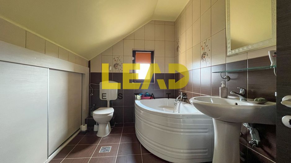 Vila deosebita situata in cartier Izvor! - Poză 8