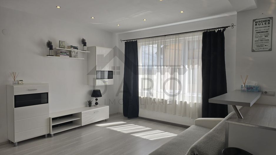 Inchiriez apartament 2 camere - Poză 1