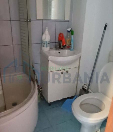 Cameră de cămin mobilată, cu baie proprie, de închiriat în Iași, zona Frumoasa - Poză 2
