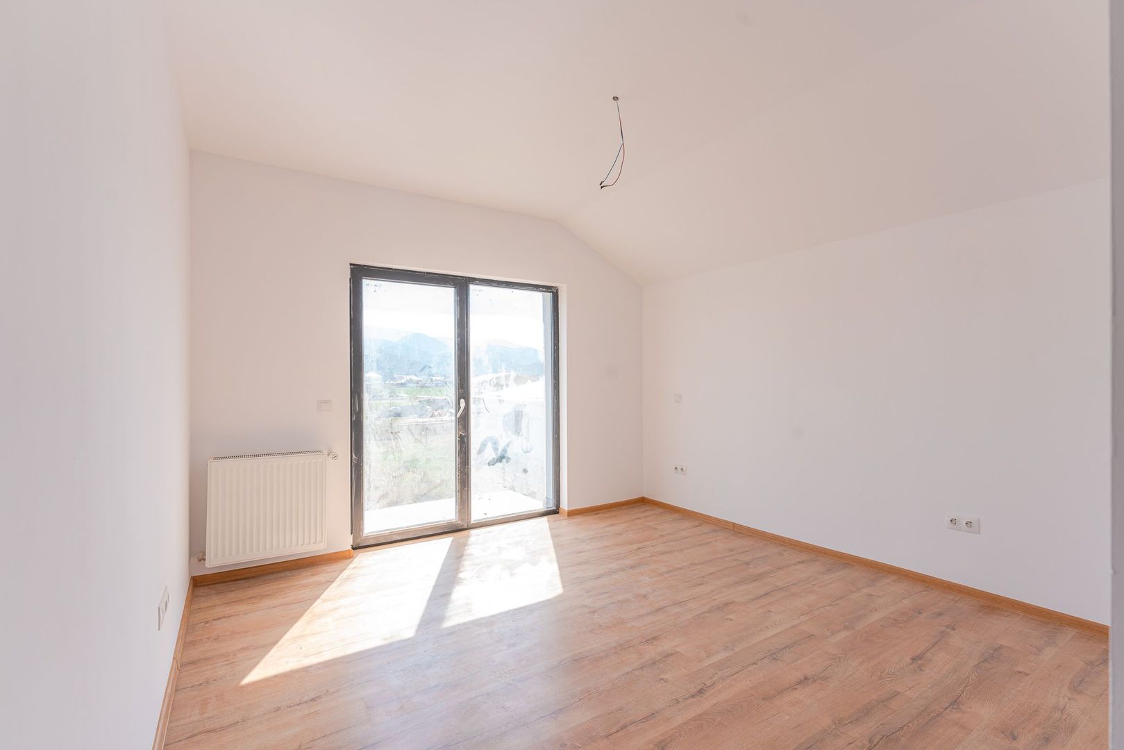 Casa individuala in Cristian compusa din 5 camere - Poză 9