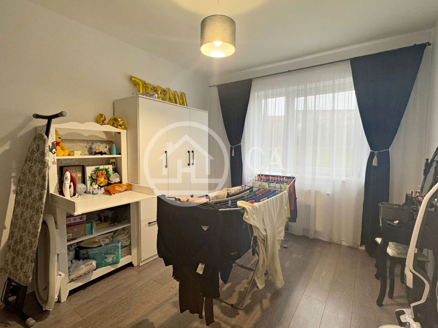Apartament de vânzare cu 3 camere în Prima Universității, Oradea - Poză 6