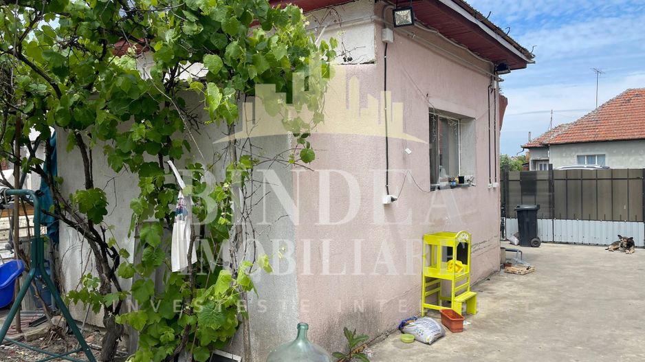 Casa individuala cu acces auto si hala- teren 1120mp - Poză 4