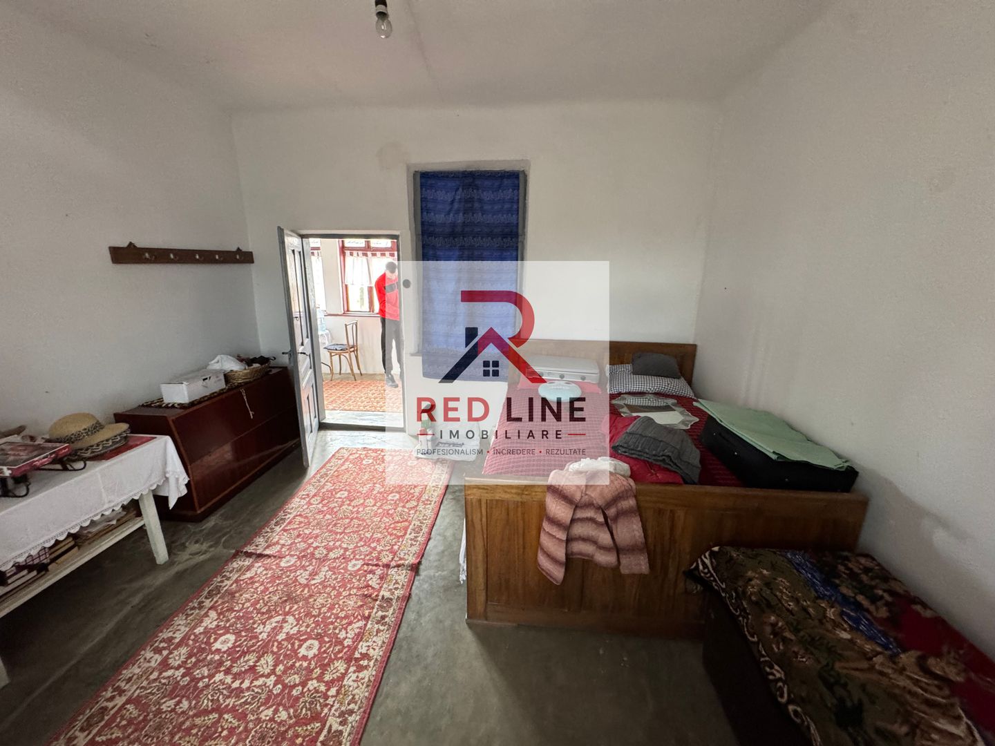Casă cu anexe de vânzare în Sat Roșiori, Comuna Vânători, jud. Mehedinți - Poză 3