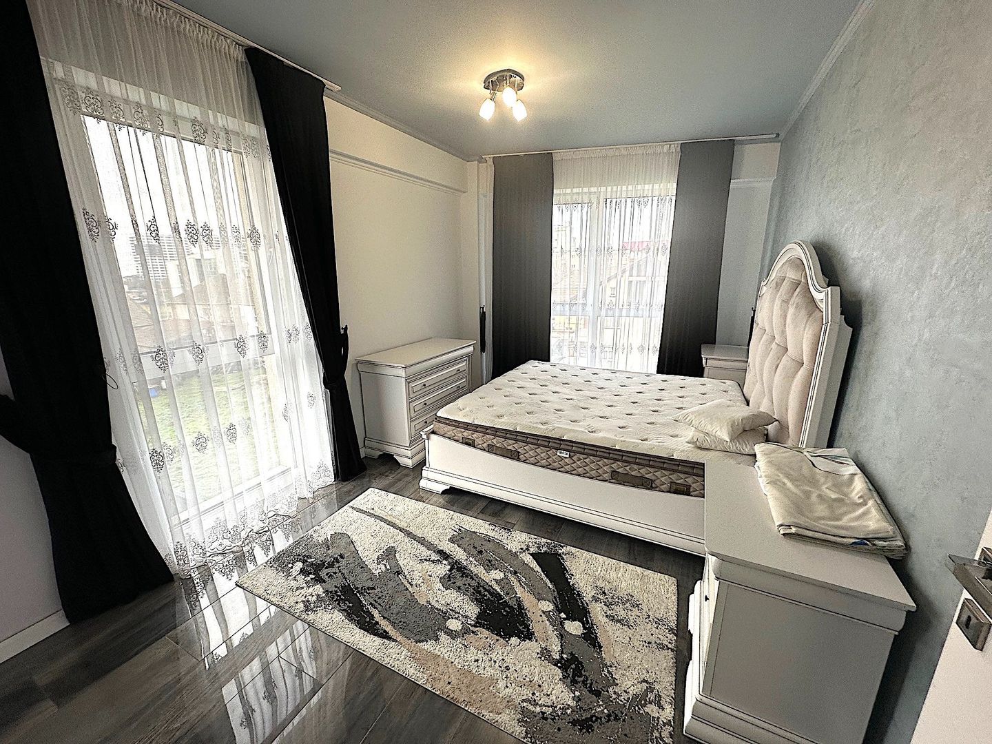Apartament 2 camere se vinde mobilat - Poză 11