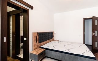 De inchiriat Vila cu 3 camere Crangasi - Poză 4