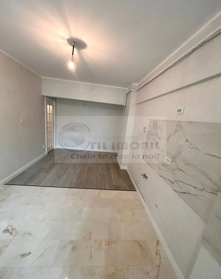 Apartament cu 2 camere INTABULAT in Royal Town - Etaj Intermediar ! - Poză 1